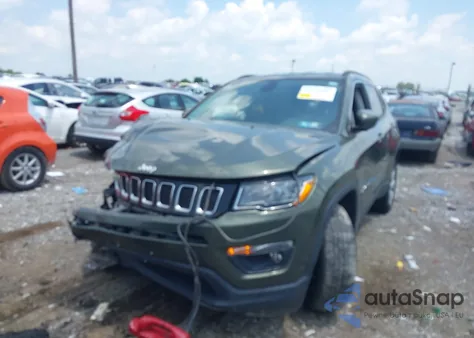 2017 Jeep New Compass Latitude 4X4 from USA, damaged, VIN 3C4NJDBB1HT656912